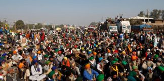 ਪੰਜਾਬ ‘ਚੋਂ 40 ਕਲਾਕਾਰ ਕਿਸਾਨ ਅੰਦੋਲਨ ਦੀ ਹਮਾਇਤ ਲਈ ਟਿਕਰੀ ਬਾਰਡਰ ਪੁੱਜੇ