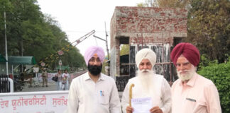 ਬਾਬਾ ਬੁੱਢਾ ਵੰਸਜ਼ ਪ੍ਰੋ: ਬਾਬਾ ਰੰਧਾਵਾ ਨੇ ਜੀਐਨਡੀਯੂ ਦੇ ਮੁੱਖ ਦੁਵਾਰ ਨੂੰ ਚਿੱਟੇ ਪੱਥਰ ਨਾਲ ਬਣਾਉਣ ਲਈ ਵੀਸੀ ਨੂੰ ਦਿੱਤਾ ਮੰਗ ਪੱਤਰ
