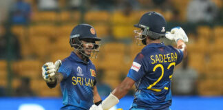 ਆਈਸੀਸੀ ਕ੍ਰਿਕਟ ਵਰਲਡ ਕੱਪ: ਸ੍ਰੀਲੰਕਾ ਨੇ ਸ਼੍ਰੀਲੰਕਾ ਨੇ ਮੌਜੂਦਾ ਚੈਂਪੀਅਨ ਇੰਗਲੈਂਡ ਨੂੰ 8 ਵਿਕਟਾਂ ਨਾਲ ਹਰਾਇਆ
