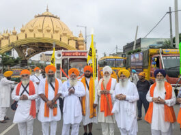 ਬਾਬਾ ਬੁੱਢਾ ਵੰਸ਼ਜ ਪ੍ਰੋ: ਬਾਬਾ ਰੰਧਾਵਾ ਨੇ ਸ੍ਰੀ ਅਕਾਲ ਤਖ਼ਤ ਸਾਹਿਬ ਤੋਂ ਗੁ: ਦਾਤਾ ਬੰਦੀ ਛੋੜ ਗਵਾਲੀਅਰ ਲਈ ਪੈਦਲ ਸ਼ਬਦ ਚੌਕੀਂ ਯਾਤਰਾ ‘ਚ ਭਰੀ ਹਾਜ਼ਰੀ